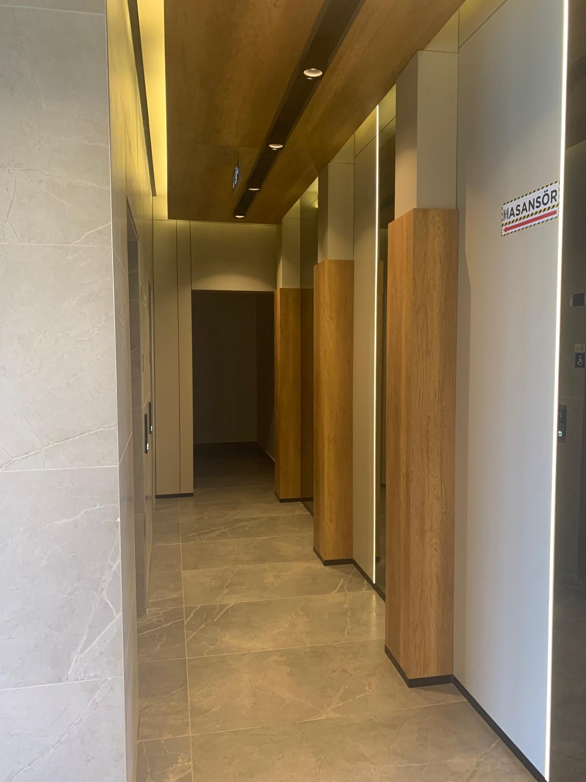 Palma Sitesi giriş ve lobi görünümü